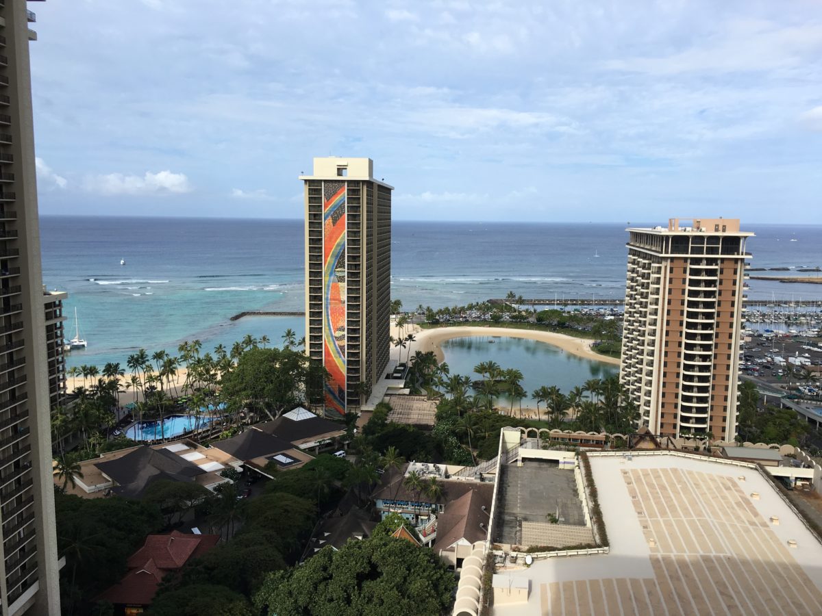 Review: Hilton Hawaiian Village Waikiki Beach Resort (Honolulu, Hawaii) -  Flying High On Points