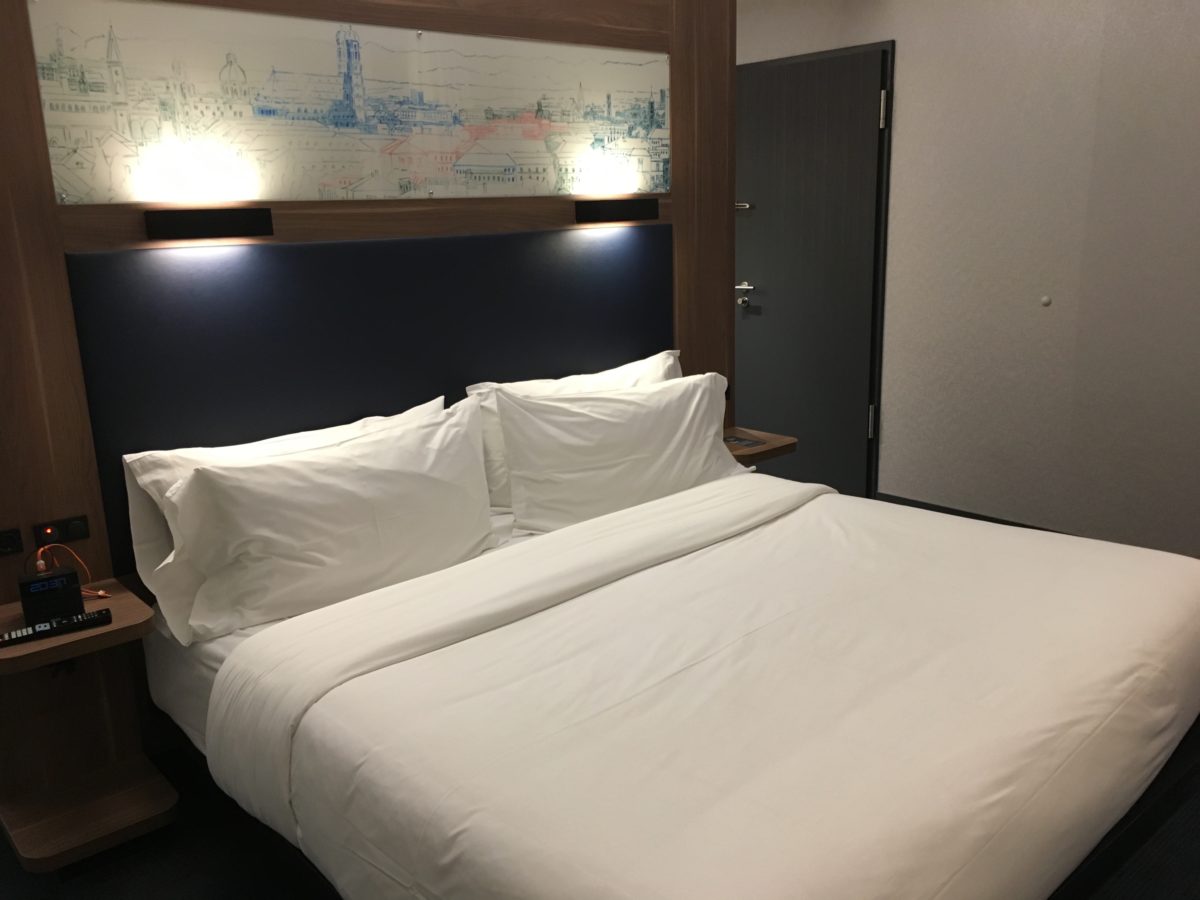 Gay-friendly Aloft Munich Hotel - A Gay Couple Hotel Review