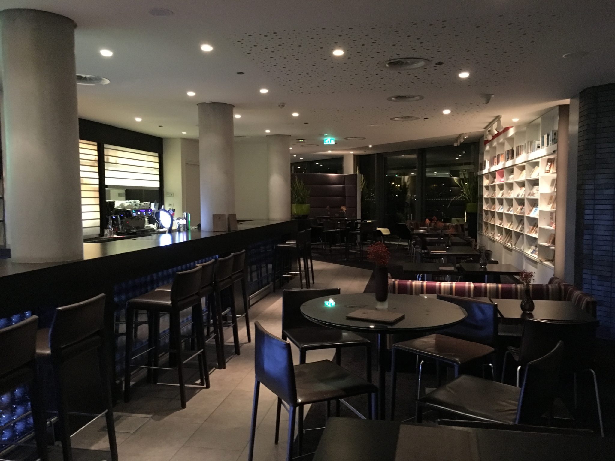 doubletree amsterdam centraal station hotel