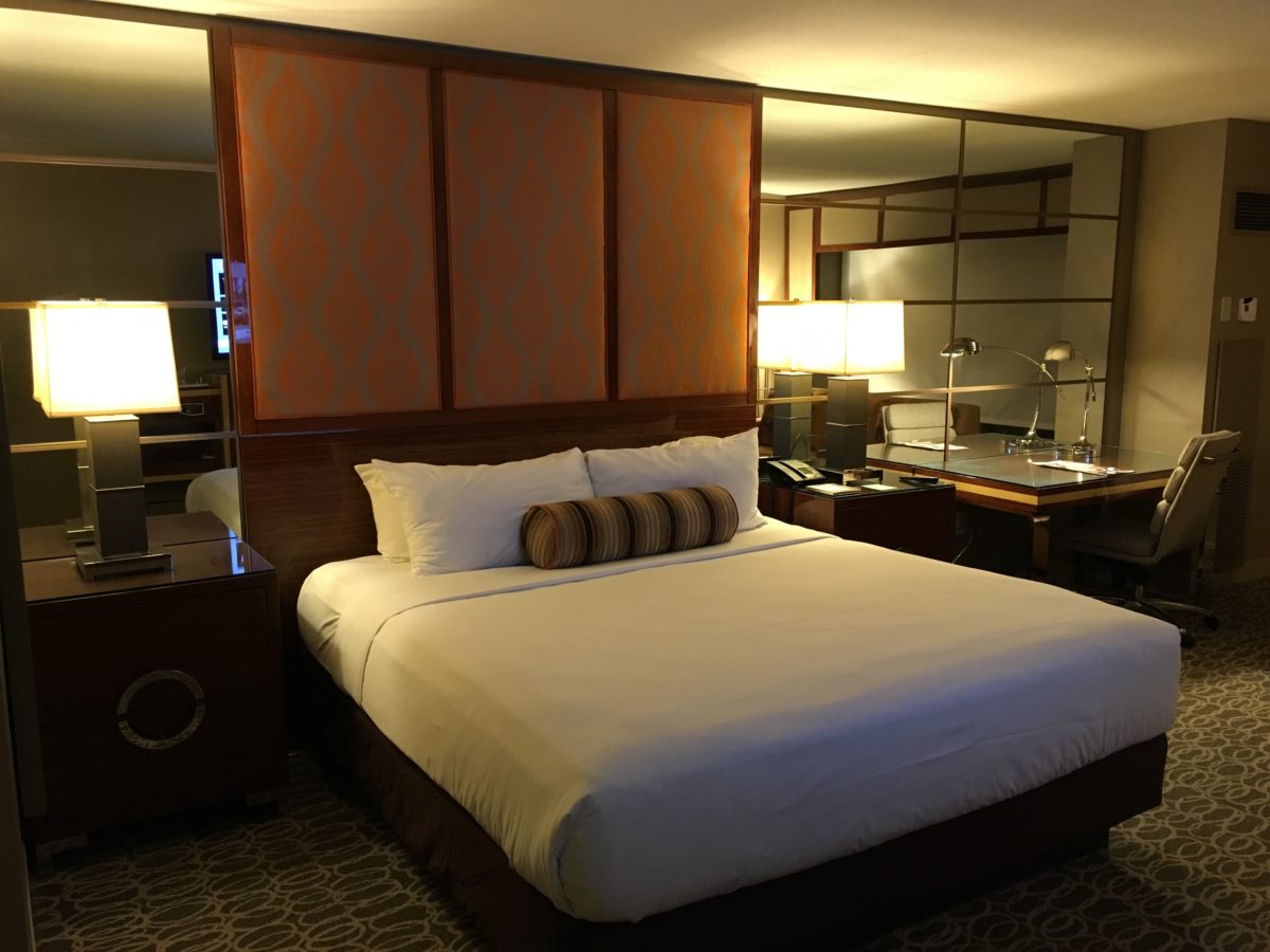 Review: Luxury Hotel & Resort Collection – Mandalay Bay Resort & Casino (Las  Vegas, NV) - Flying High On Points